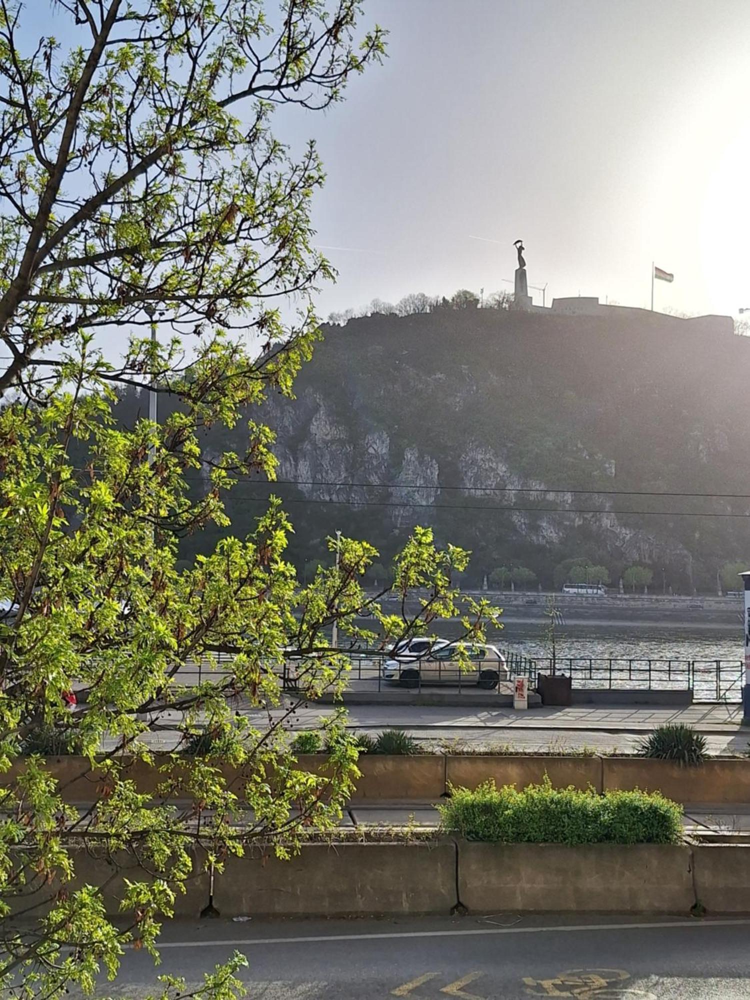 Danube View Apartment Budapest Exterior foto